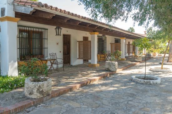 CORTIJO LOS MONTEROS